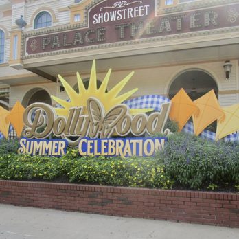Dollywood - Amusement Parks Near Me - Pigeon Forge, Tennessee Dollywood - Amusement Parks Near Me - Pigeon Forge, Tennessee