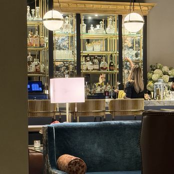 Bourbon & Fig - Bar and entrance - Lounges Near Me - Lake Ridge, Virginia