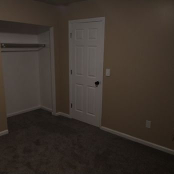 Discount Carpet Guy - a closet and closet door - Carpeting Near Me - Riverton, Utah Discount Carpet Guy - a closet and closet door - Carpeting Near Me - Riverton, Utah
