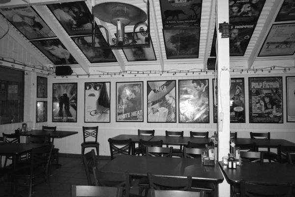 Harbor House Café by null
