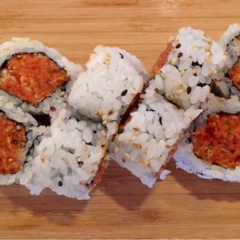 Sushi Bay 17 - Spicy crunch tuna roll (HH) - Sushi Bars Near Me - Denver, Colorado Sushi Bay 17 - Spicy crunch tuna roll (HH) - Sushi Bars Near Me - Denver, Colorado