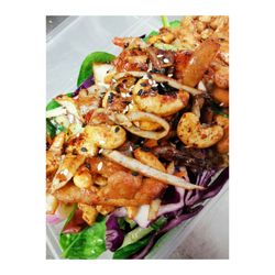 Hao Are You - Cashew Nut Chicken with Salad