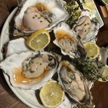 Tsukiyo Sushi - Oysters - Sushi Bars Near Me - Los Angeles, California