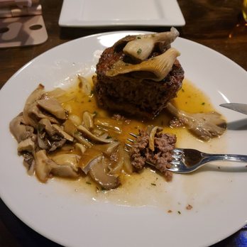 Daniel's Table - Bison Salisbury - Mediterranean Near Me - Cathedral City, California
