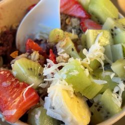 Mr Z’s Crepes & Teas - Açaí Bowl