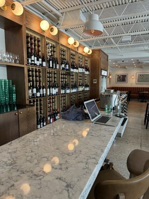Flo’s Wine Bar and Bottle Shop by null