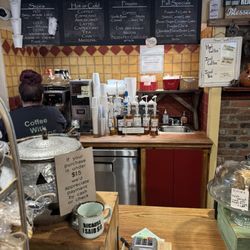 Maria's - Coffee/counter