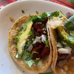 Courtside Mexican Restaurant - This is not a pastor taco...... if it walks like a duck, taste like a duck, its probably a duck, this was none of it.