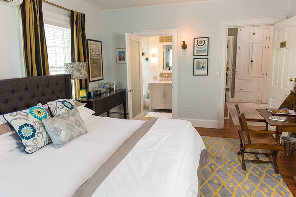 Applewood Manor Inn Bed & Breakfast by null