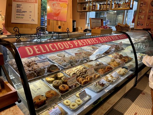 Morning Jones by null