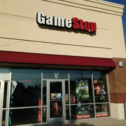 Gamestop Store 439 - Outside