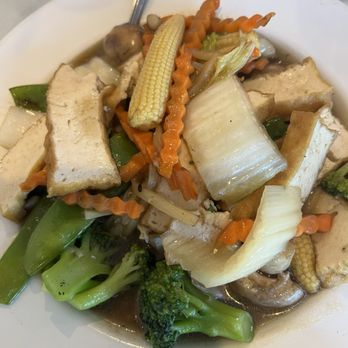 Taste of Thai - 8/25/2024 - mixed vegetable tofu $12 - Thai Near Me - Hoffman Estates, Illinois