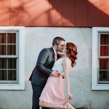 Wild Light Photography - Philadelphia Engagement Photography @ Peddler's Village - Session Photography Near Me
