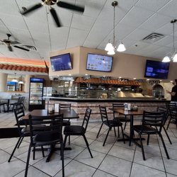 Nana’s Pizza - Front counter