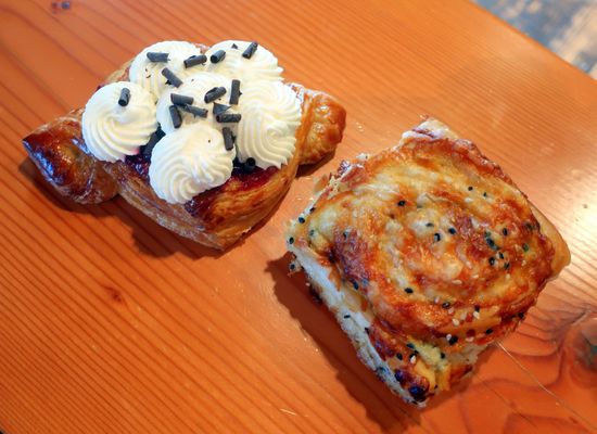 Sidewalk Citizen Bakery by null