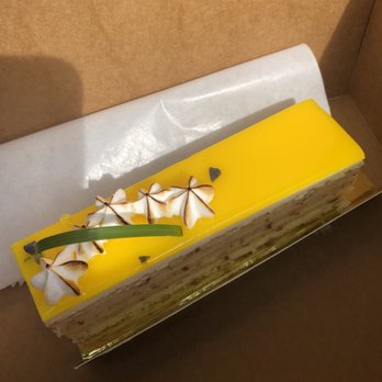 Bakery Lorraine - Lemon cake - Breakfast & Brunch Near Me - San Antonio, Texas Bakery Lorraine - Lemon cake - Breakfast & Brunch Near Me - San Antonio, Texas