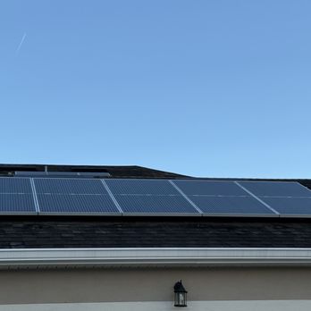 Service Solar Pros - Lower panels - Solar Installation Near Me - Leesburg, Florida Service Solar Pros - Lower panels - Solar Installation Near Me - Leesburg, Florida