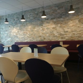 Green Spot - Plenty of well lit seating - Salad Near Me - Geneva, GE
