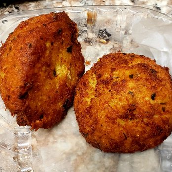 Crafty Crab - Muffin sized crab cakes - Seafood Near Me - Alexandria, Virginia Crafty Crab - Muffin sized crab cakes - Seafood Near Me - Alexandria, Virginia