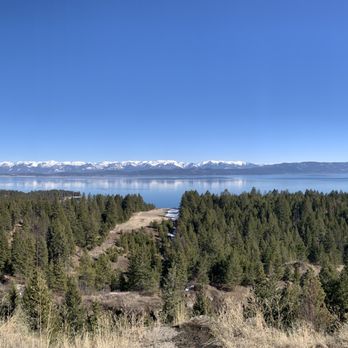 Peaceful Bay Resort - Vacation Rentals Near Me - Lakeside, Montana