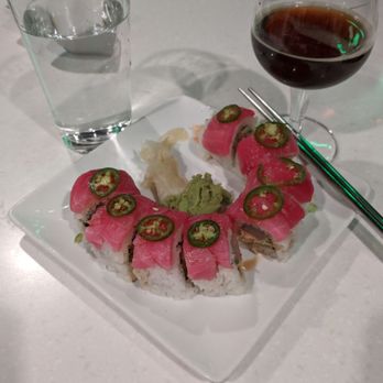 Nomzilla! Sushi Et Cetera - Sexy Roll. Also had Hot Chicken Bao which was tasty. - Japanese Near Me - Nashville, Tennessee Nomzilla! Sushi Et Cetera - Sexy Roll. Also had Hot Chicken Bao which was tasty. - Japanese Near Me - Nashville, Tennessee