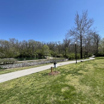 Sequiota Park - Parks Near Me - Springfield, Missouri