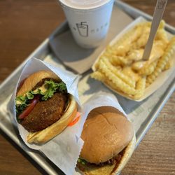Shake Shack Cedar Hills