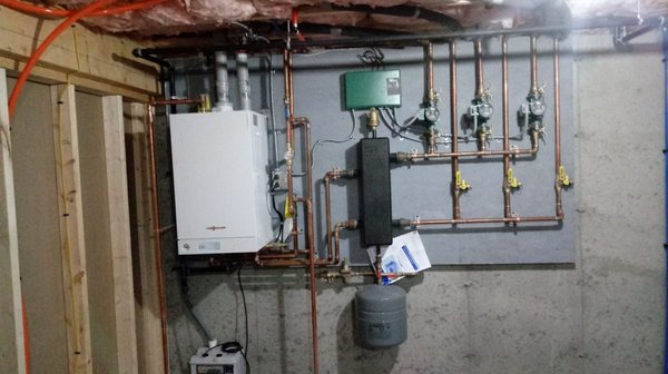 Crawford & Sons Plumbing & Heating Logo