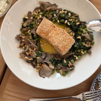 Zaytinya - Sesame Salmon Entree - Turkish Near Me - Palo Alto, California Zaytinya - Sesame Salmon Entree - Turkish Near Me - Palo Alto, California