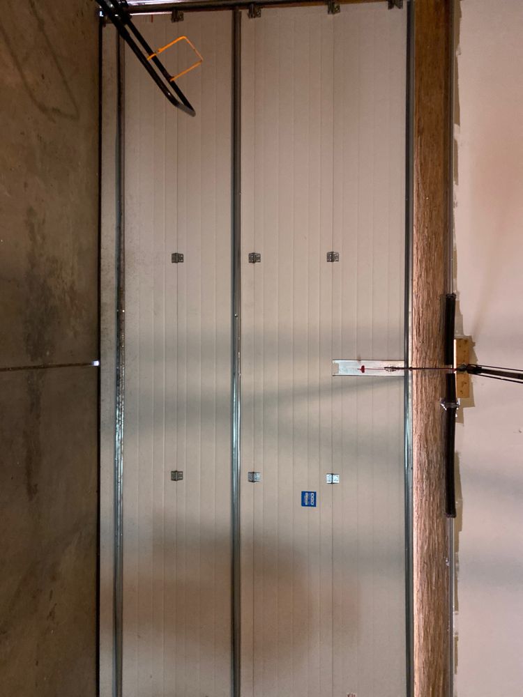 Chi City Garage Door - Garage Door Contractor in Berwyn, IL
