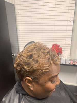 Hair and Eyebrow Services - Hello New business in town ready to take on any of your Hair and Eyebrow needs, With open Availibility! Hair and Eyebrow Services - Hello New business in town ready to take on any of your Hair and Eyebrow needs, With open Availibility!