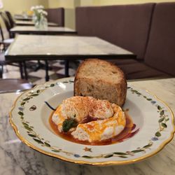 Elephantine - Turkish poached eggs