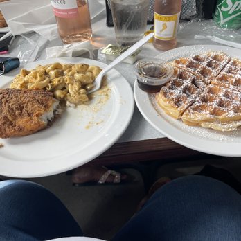 Brunchaholics - Fried Catfish, Mac and Cheese, waffle - Soul Food Near Me - DeSoto, Texas Brunchaholics - Fried Catfish, Mac and Cheese, waffle - Soul Food Near Me - DeSoto, Texas