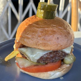Vintage Wine + Eats - Vintage Burger - Wine Bars Near Me - Los Angeles, California