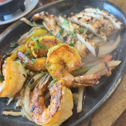 Chicken and Shrimp Fajita Chicken and Shrimp Fajita