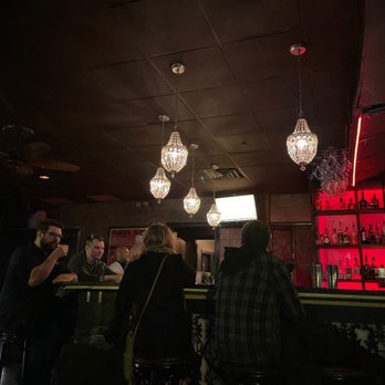 Brando's Speakeasy - Bar area happy hour - Karaoke Near Me - Chicago, Illinois