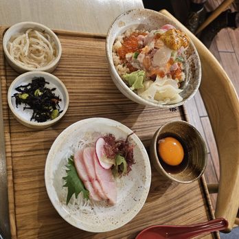 Akami Sushi - Akami don set - Sushi Bars Near Me - Arcadia, California