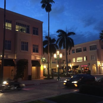 Mizner Park - Shopping Centers Near Me - Boca Raton, Florida Mizner Park - Shopping Centers Near Me - Boca Raton, Florida