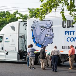 Phoenix Sign Pros - PCC CDL Class Truck