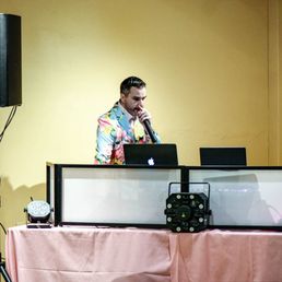 scott doing his thang