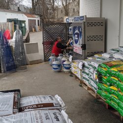 Rocky's Ace Hardware