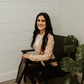 Polished Skin and Waxing Studio - Meet your local Esthetician Maira! - Waxing Near Me - Redding, California Polished Skin and Waxing Studio - Meet your local Esthetician Maira! - Waxing Near Me - Redding, California