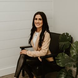 Polished Skin and Waxing Studio - Meet your local Esthetician Maira!