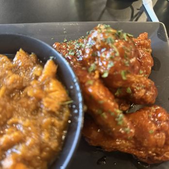 Soule To Soule - Sweet Potatoes Mixed Greens Glazed Chicken (Appetizer) - Soul Food Near Me - Chicago, Illinois