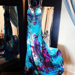 The Sewing House - Silk satin prom gown with plunging back