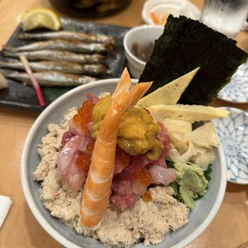Sushi Kisen - Kaisen Don. Looks good but can't say the same when it comes to the taste. - Japanese Near Me - Arcadia, California Sushi Kisen - Kaisen Don. Looks good but can't say the same when it comes to the taste. - Japanese Near Me - Arcadia, California