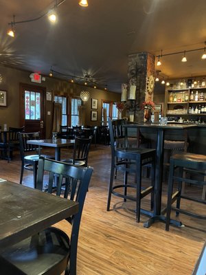 Petit Bistro by null