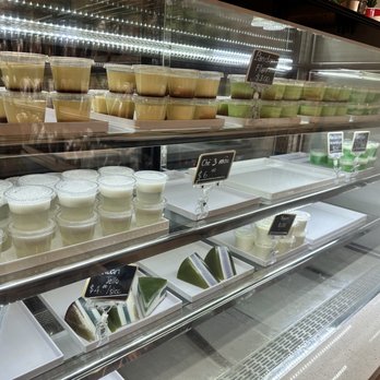 Paris Banh Mi Cafe Bakery - Desserts - Bakeries Near Me - Orlando, Florida Paris Banh Mi Cafe Bakery - Desserts - Bakeries Near Me - Orlando, Florida