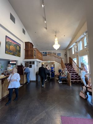 Canyon Theatre Guild by null