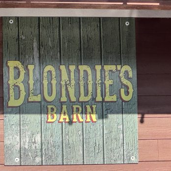 Blondie's Barn - Outside sign - Breakfast & Brunch Near Me - Haslett, Michigan
